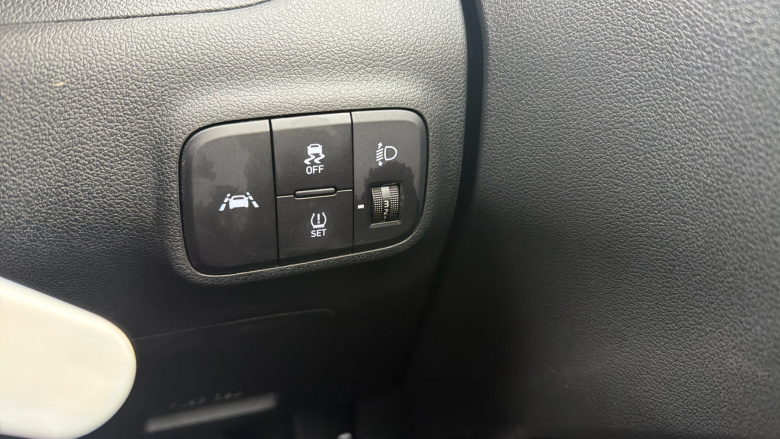 Hyundai i10 1.0 MPi SE 5dr Petrol Hatchback